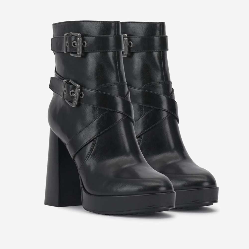 NWT- Vince Camuto ‘Coliana’ Leather Platform Ankle Bootie